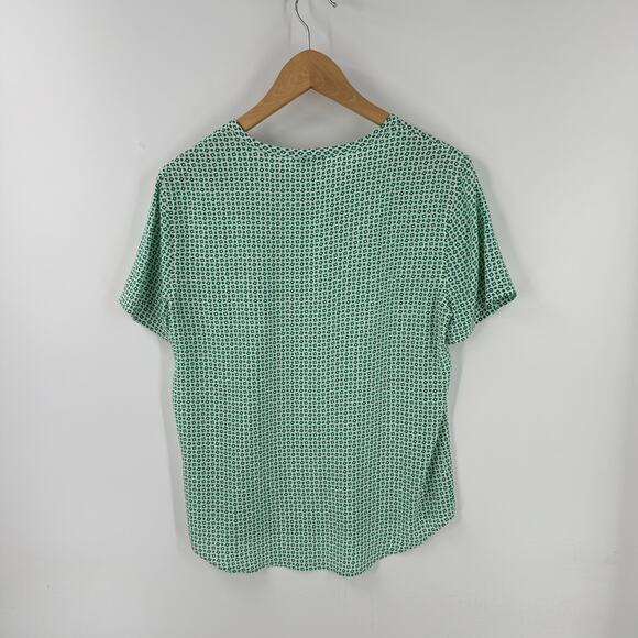 Equipment Femme Silk Geometric Print Short Sleeve Blouse Green White Size Small - Picture 2 of 5